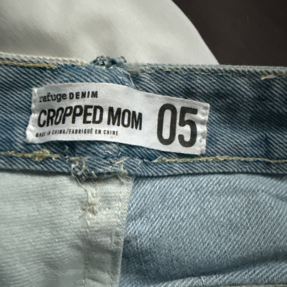 Duo Toned Jeans - Picture 5 of 5